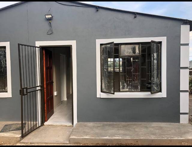 2 BEDROOM HOUSE FOR SALE IN GRASSLANDS